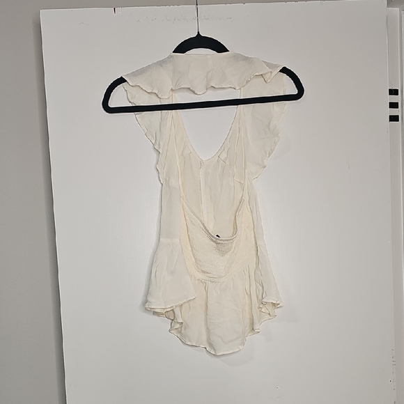 Express Cream Ruffled Blouse - Picture 3 of 3